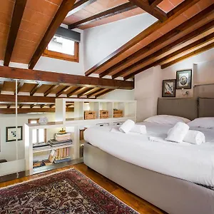 Bohemienne Penthouse Apartment